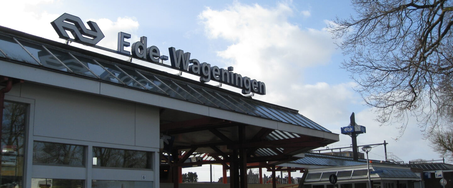 Station Ede-Wageningen