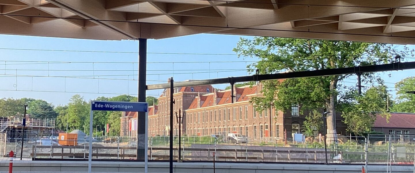 Station Ede-Wageningen
